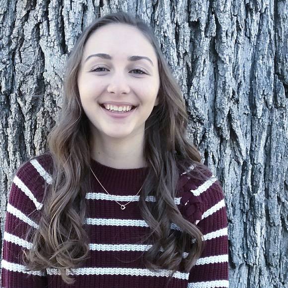 Meet your Posher, Hannah - Picture 1 of 1